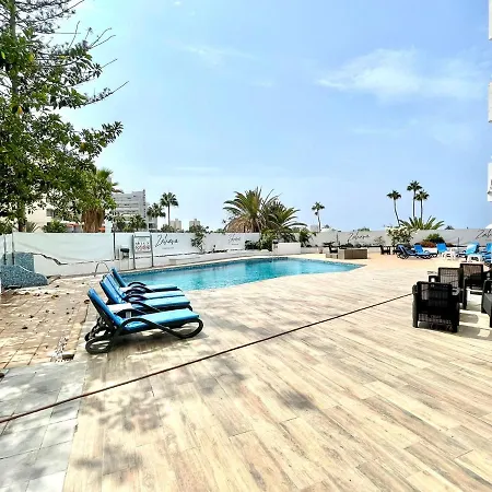 Atico Con Vistas Al Mar Panoramicas En Apartament Playa de las Americas (Tenerife)